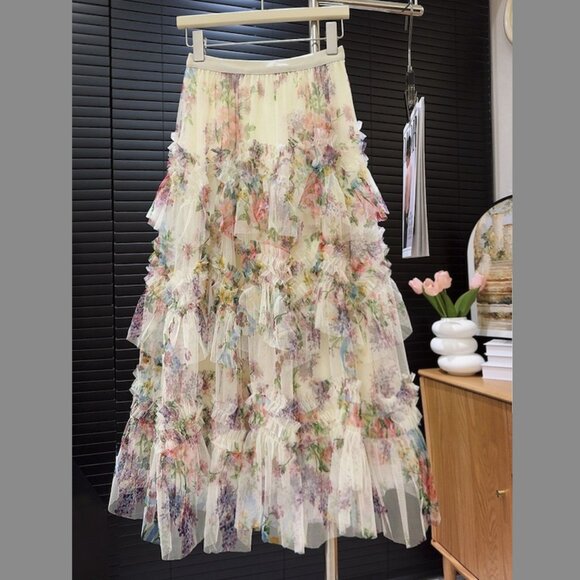Dresses & Skirts - Romantic Floral Print Layered Tulle Skirt